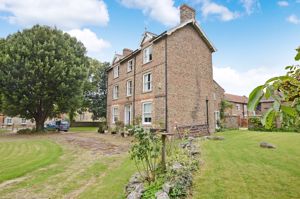 The Manor House- click for photo gallery